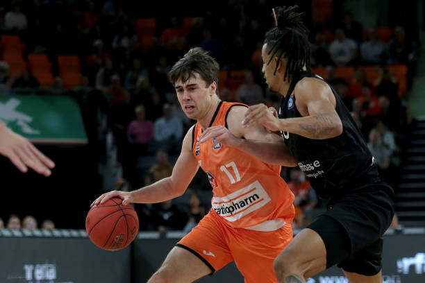 自经济欠发 自经济欠发