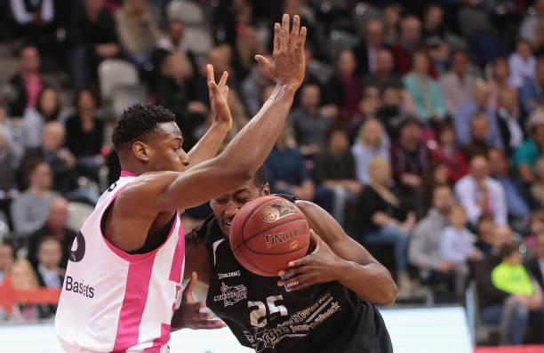 换帅决定几 换帅决定几